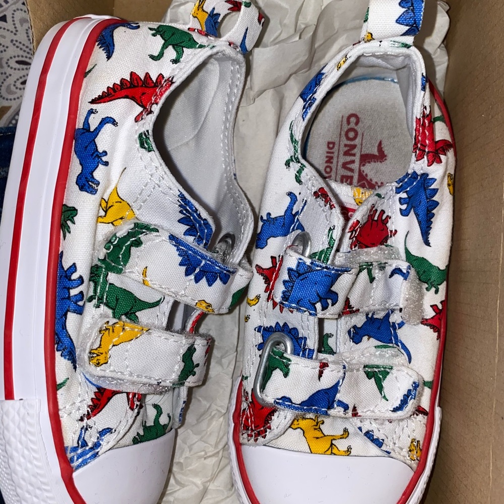 Dinosaur Toddler converse